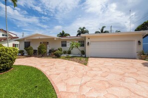 House (4 Bedrooms) | Interior - Patio + Yard: Family-friendly Miami Oasis! (Miami Gardens)