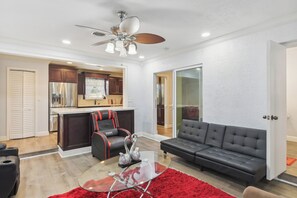 Nhà (4 Bedrooms) | Nội thất