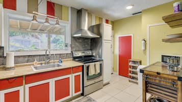 Cottage (2 Bedrooms) | Bahagian dalam