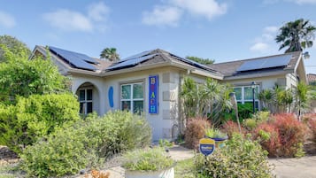 Cottage (2 Bedrooms) | Bahagian dalam