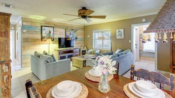 Cottage (2 Bedrooms) | Bahagian dalam