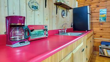 Apartment (0 Bedroom) | Interior