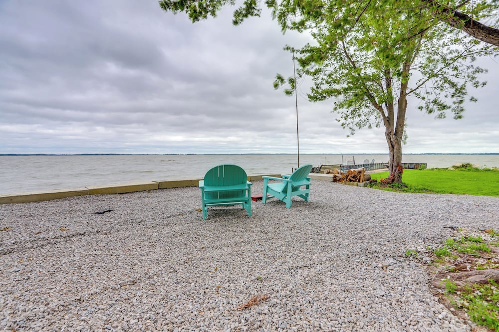 Vickery Cottage on Sandusky Bay w/ Fire Pit! - Burgoon, OH