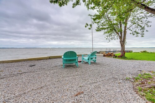 Vickery Cottage on Sandusky Bay w/ Fire Pit!