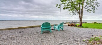Vickery Cottage on Sandusky Bay w/ Fire Pit!