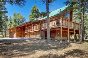 House (3 Bedrooms) | Interior - Stylish Angel Fire Cabin w/ Deck - 2 Mi to Ski Mtn (Angel Fire)