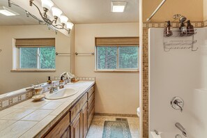 House (3 Bedrooms) | Interior - Angel Fire Cabin Rental w/ Hot Tub & Gas Grill! (Angel Fire)