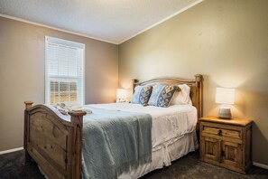 Talo (4 Bedrooms) | Sisätilat