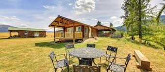 Cozy Farm Cabin - 9 Mi to Trout Creek!