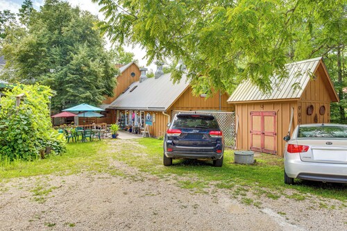 Charming Stockholm Abode in Walkable Location!