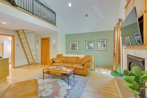 Apartment (0 Bedroom) | Interior - Charming Stockholm Abode in Walkable Location! (Stockholm)