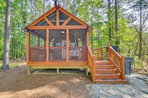 Apartment (0 Bedroom) | Front of property - 3 Mi to Msu: Tiny Cabin in Starkville! (Starkville)