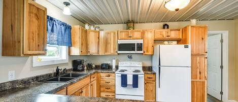 House (1 Bedroom) | Interior