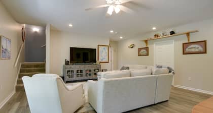 Lake Hartwell Vacation Rental w/ Dock & Hot Tub!