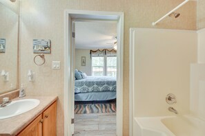 House (3 Bedrooms) | Interior - Lakefront Fair Play Vacation Rental, Pets Welcome! (Fair Play)