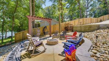 House (3 Bedrooms) | Front of property