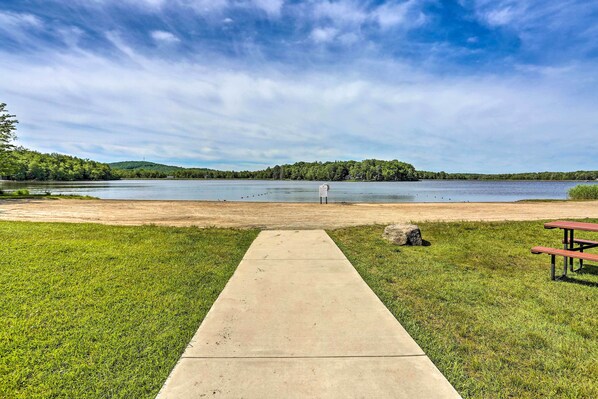 Interior - Lake Access & Decks: Pet-friendly Poconos Cabin! (Pocono Lake)