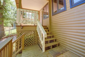 Interior - Strawberry Cabin Rental w/ Deck & Mountain Views! (Pine)