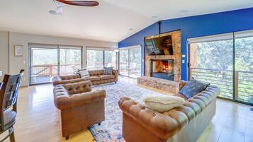 House (3 Bedrooms) | Front of property