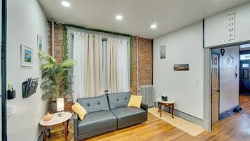 Apartment (1 Bedroom) | Interior