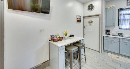 < 2 Mi to Downtown & Capitol: Harrisburg Hideaway