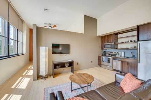 Midtown Harrisburg Studio Near Capitol Park!