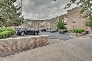 Property grounds - Midtown Harrisburg Studio Near Capitol Park! (Harrisburg)