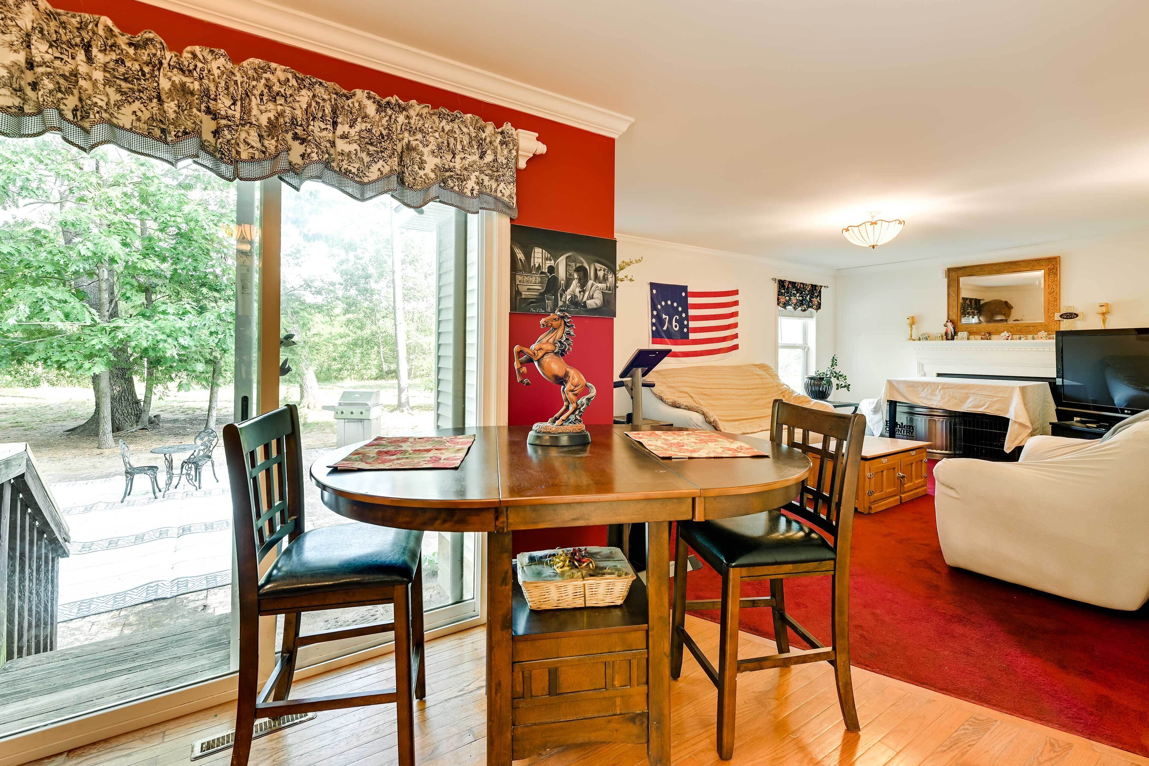 House (4 Bedrooms) | Interior