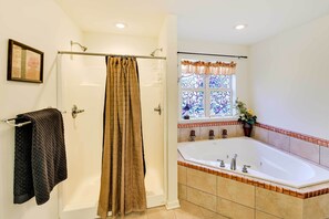 House (4 Bedrooms) | Interior - Near Belmont Stakes, State Park! Ballston Spa Home (Ballston Spa)