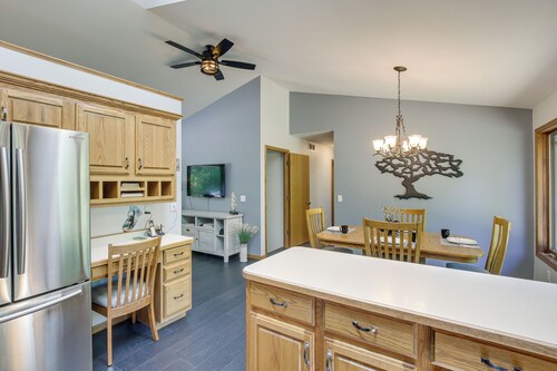 Secluded Wautoma Home w/ Fire Pit!