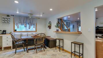 Cottage (4 Bedrooms) | Interior