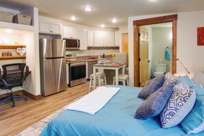 Apartment (0 Bedroom) | Interior - Southern Colorado Rental: 10 Mi to Mesa Verde (Cortez)