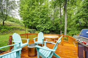 Property grounds - Arden Home w/ Private Hot Tub ~ 17 Mi to Asheville (Arden)