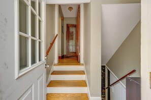 House (3 Bedrooms) | Interior - Ferndale Gem, Walk to Stores & Restaurants! (Ferndale)