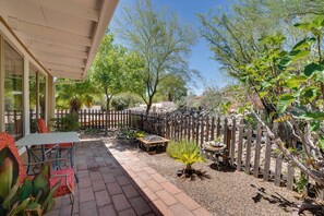 Apartment (1 Bedroom) | Interior - Green Valley Vacation Rental Apt w/ Patio & Grill! (Green Valley)