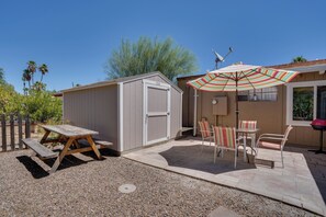 Apartment (1 Bedroom) | Interior - Green Valley Vacation Rental Apt w/ Patio & Grill! (Green Valley)