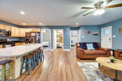 Cozy Home in Star Tannery w/ Private Backyard!