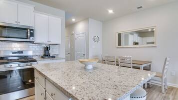 Apartemen (3 Bedrooms) | Interior