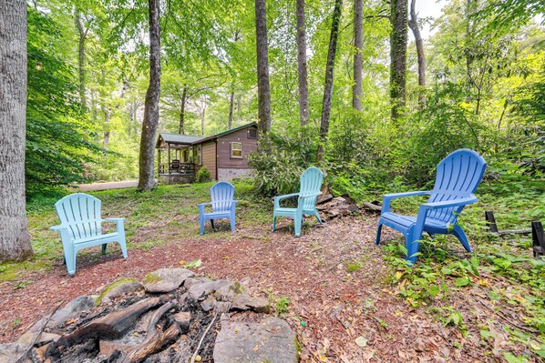 House (2 Bedrooms) | Interior - Pet-friendly Creekside Cabin w/ Pool Access! (Maggie Valley)