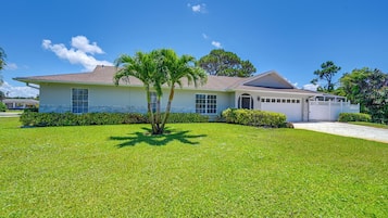 Rumah (3 Bedrooms) | Interior