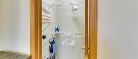 Apartment (1 Bedroom) | Interior