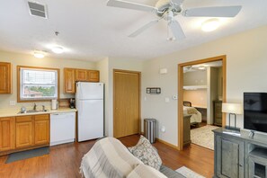 Apartment (1 Bedroom) | Interior