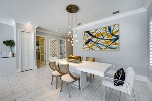 Hus (3 Bedrooms) | Innvendig