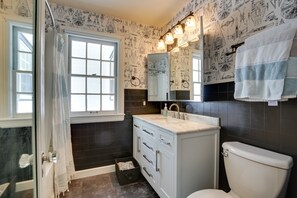 Bathroom - Historic Rapid City Home ~ 1 Mi to Downtown! (Rapid City)