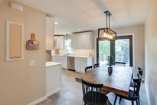 House (3 Bedrooms) | Interior