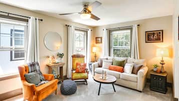 Apartment (1 Bedroom) | Interior