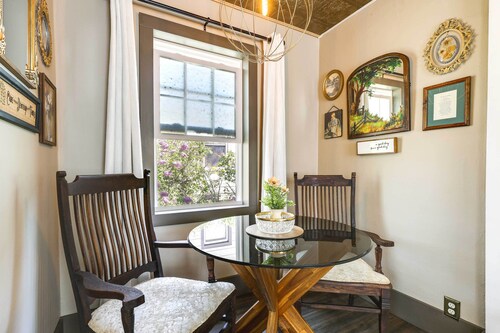 Historic Vacation Rental in Downtown Rapid City!