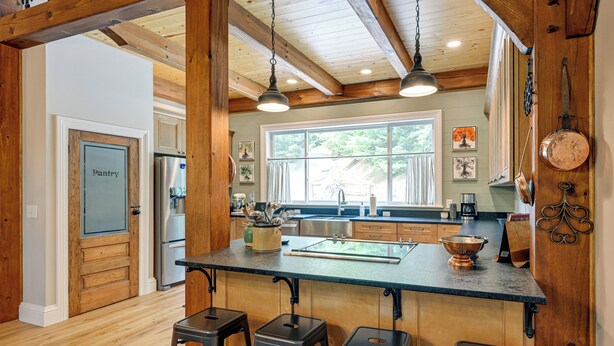 Rumah (5 Bedrooms) | Interior