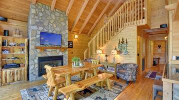 House (3 Bedrooms) | Front of property