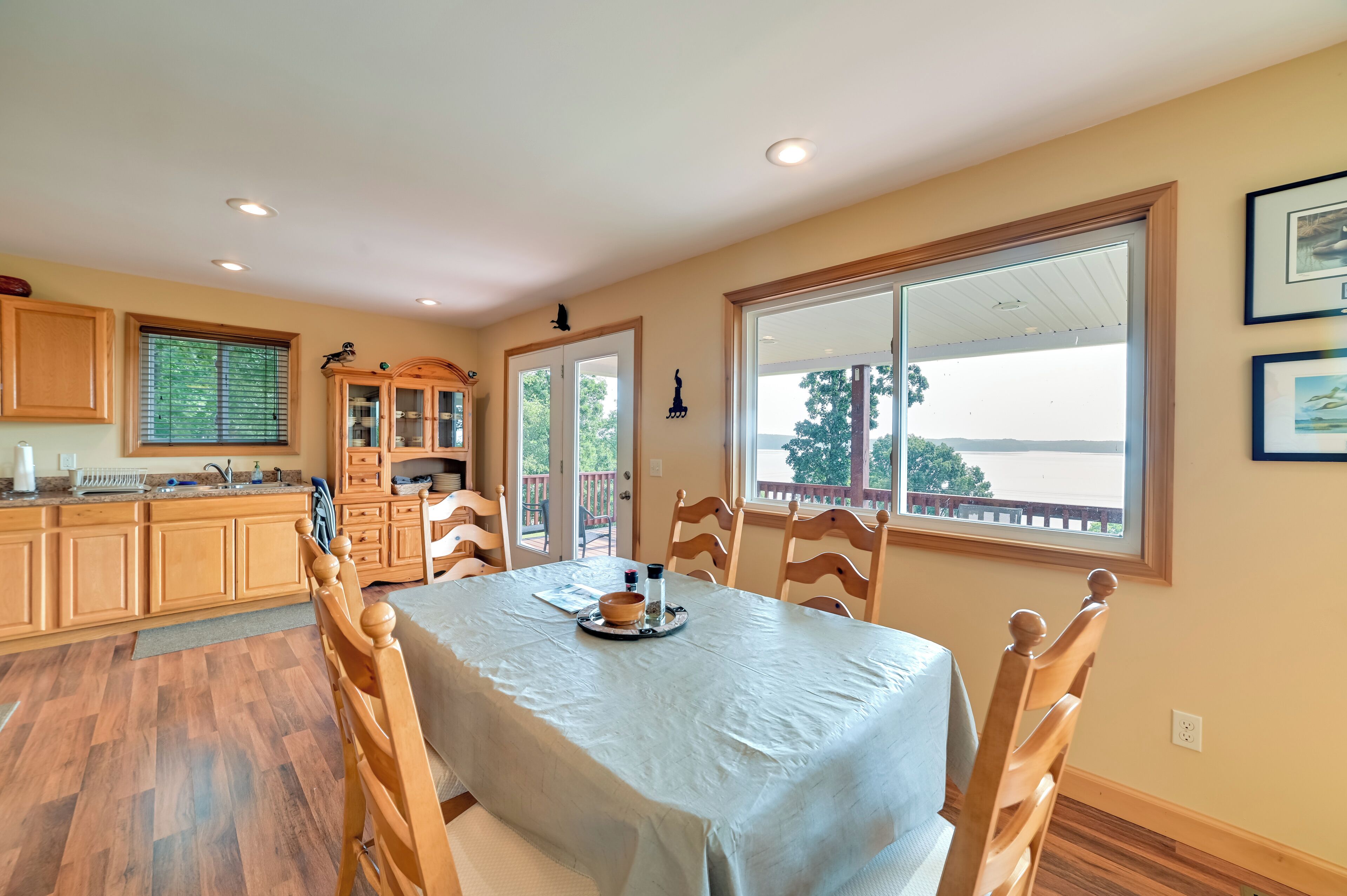 Cottage (2 Bedrooms) | Interior